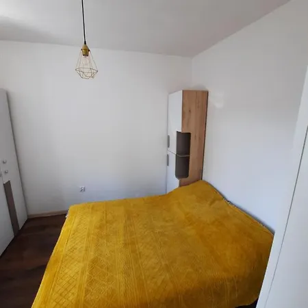 Zorzy Przy Instytucie Kardiologii Anin *